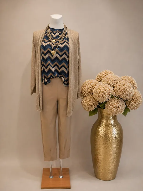 Chevron-Bluse mit Glitzer-Cardigan